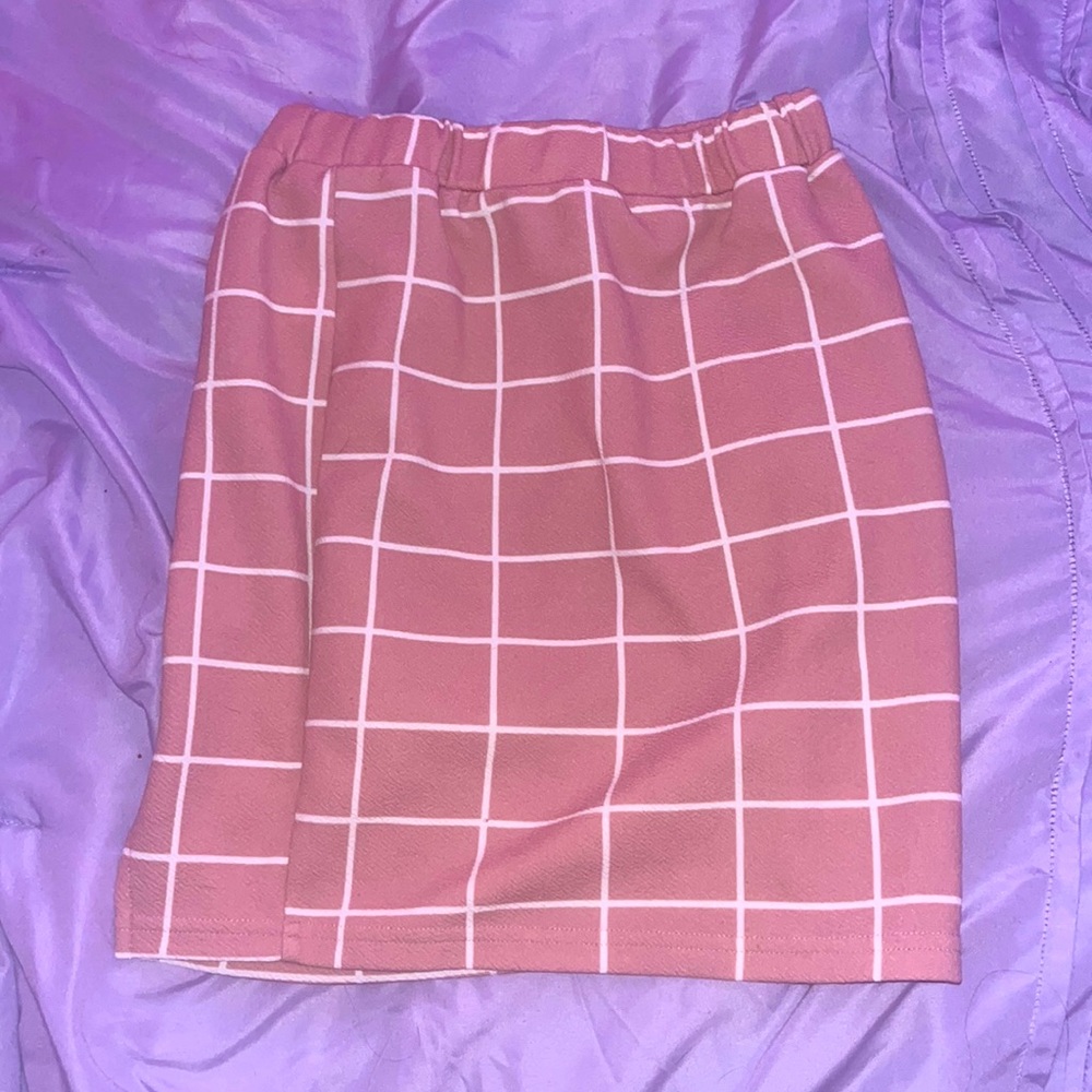 Pink skirt